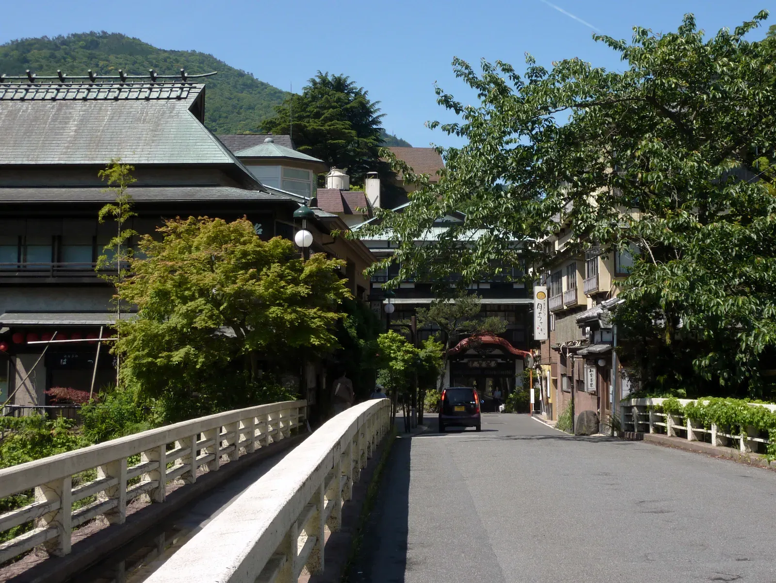 Hakone Yumoto onsen street