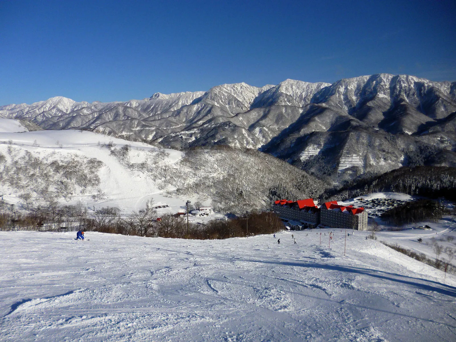 Ski slopes at Hakuba Cortina